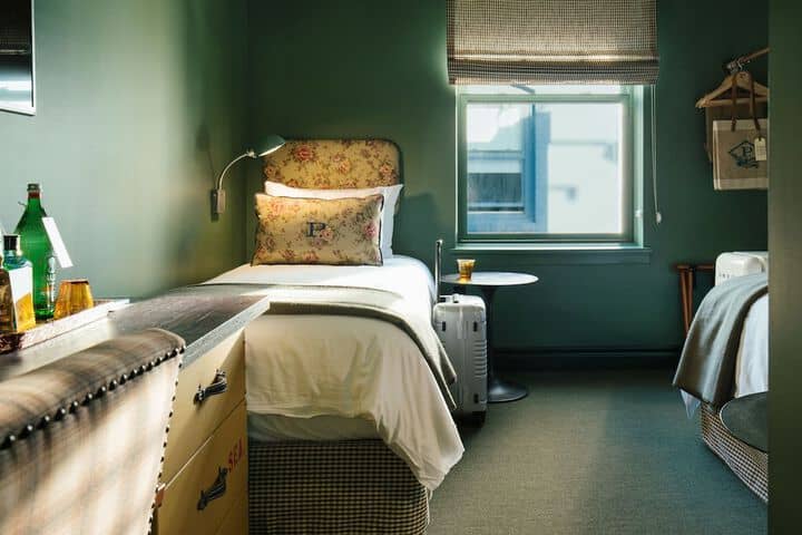 Room 13 of 59